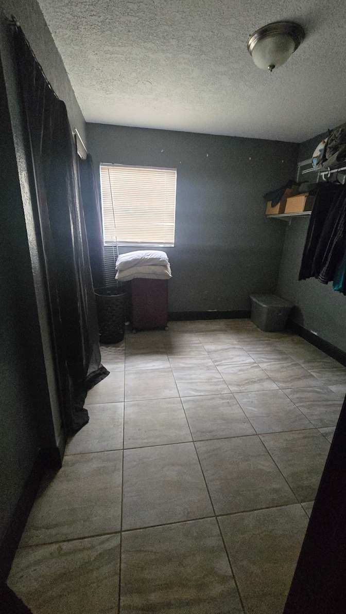 S Roy's room