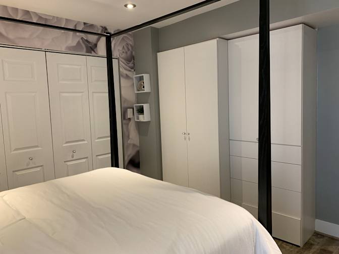 Nakia's room
