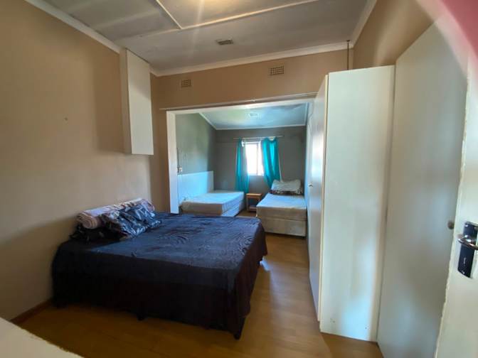 Dominique's room