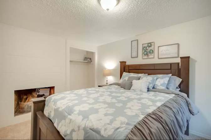 Ben's room