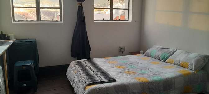 Room in Woodstock's room