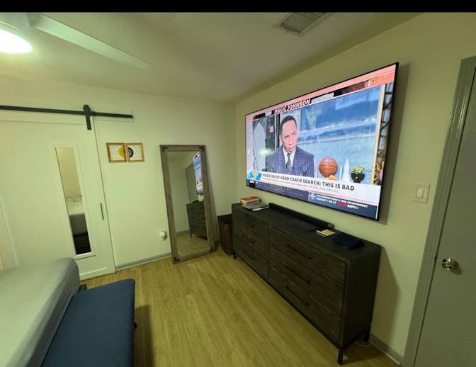 Anastasios Kritikakis's room