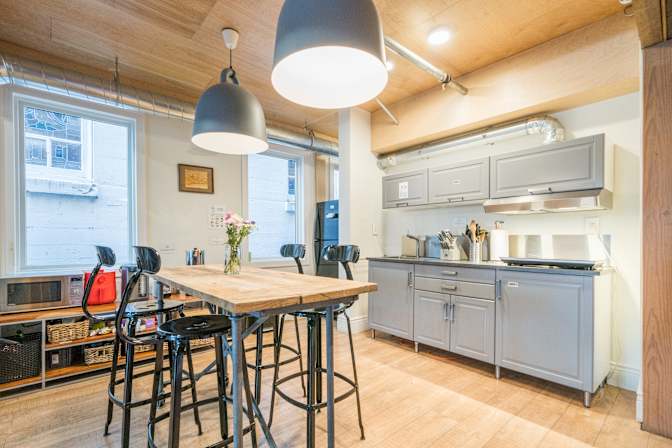 Russian Hill Coliving's room