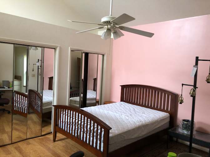 Rohtash's room