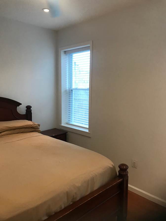 max's room