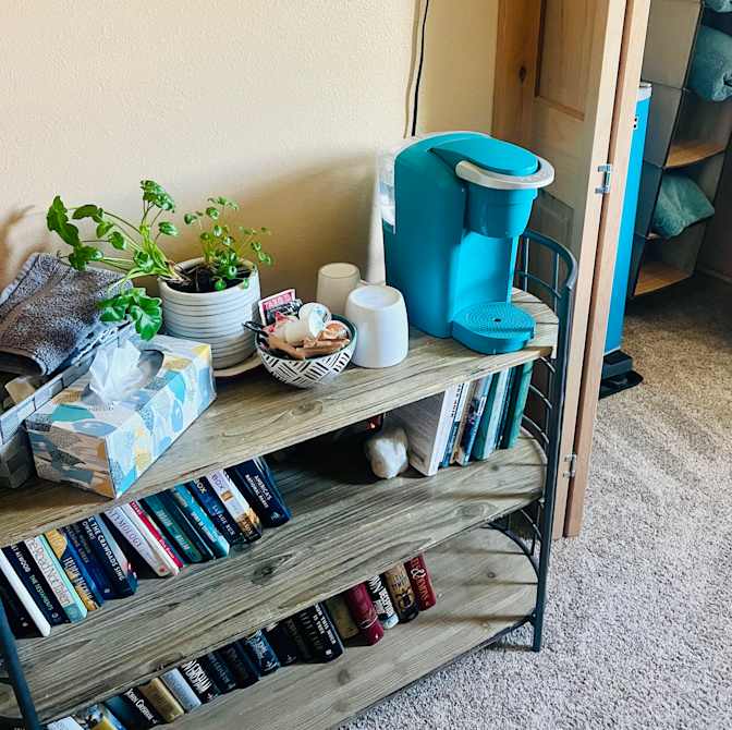 Hollie Hawkins's room