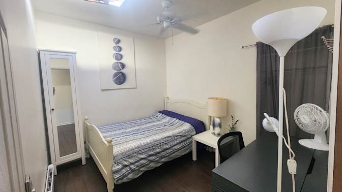 Laure's room