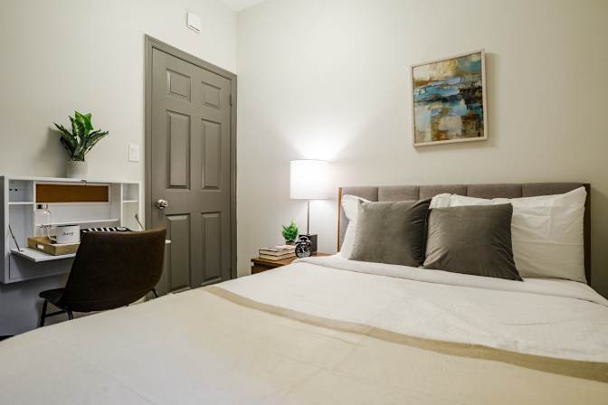 Sam June's room