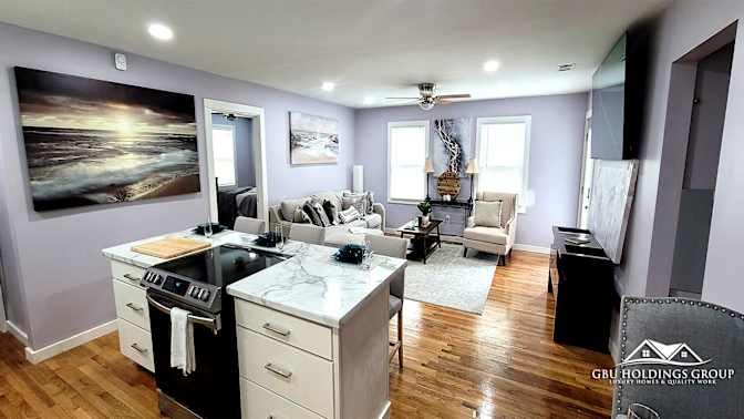 GBU Holdings Group's room
