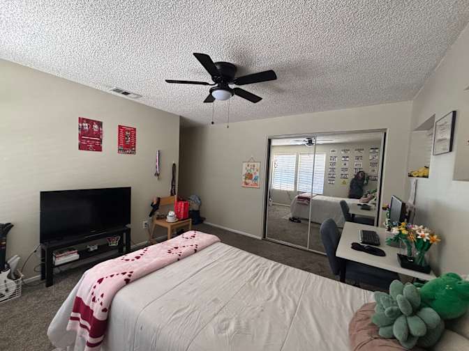 hanna's room