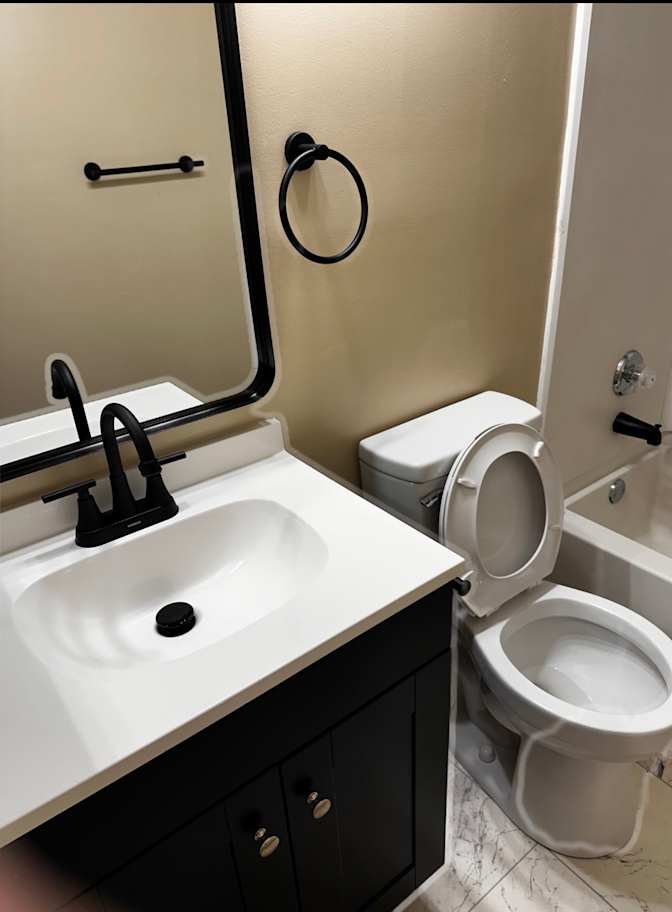 Alcove Rooms's room