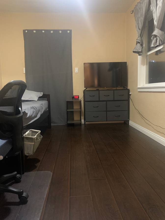Annie Phung's room