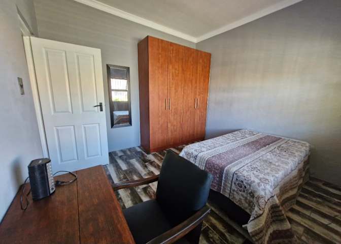 Carmen's room