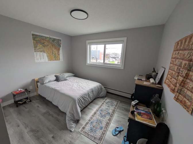 Juan's room