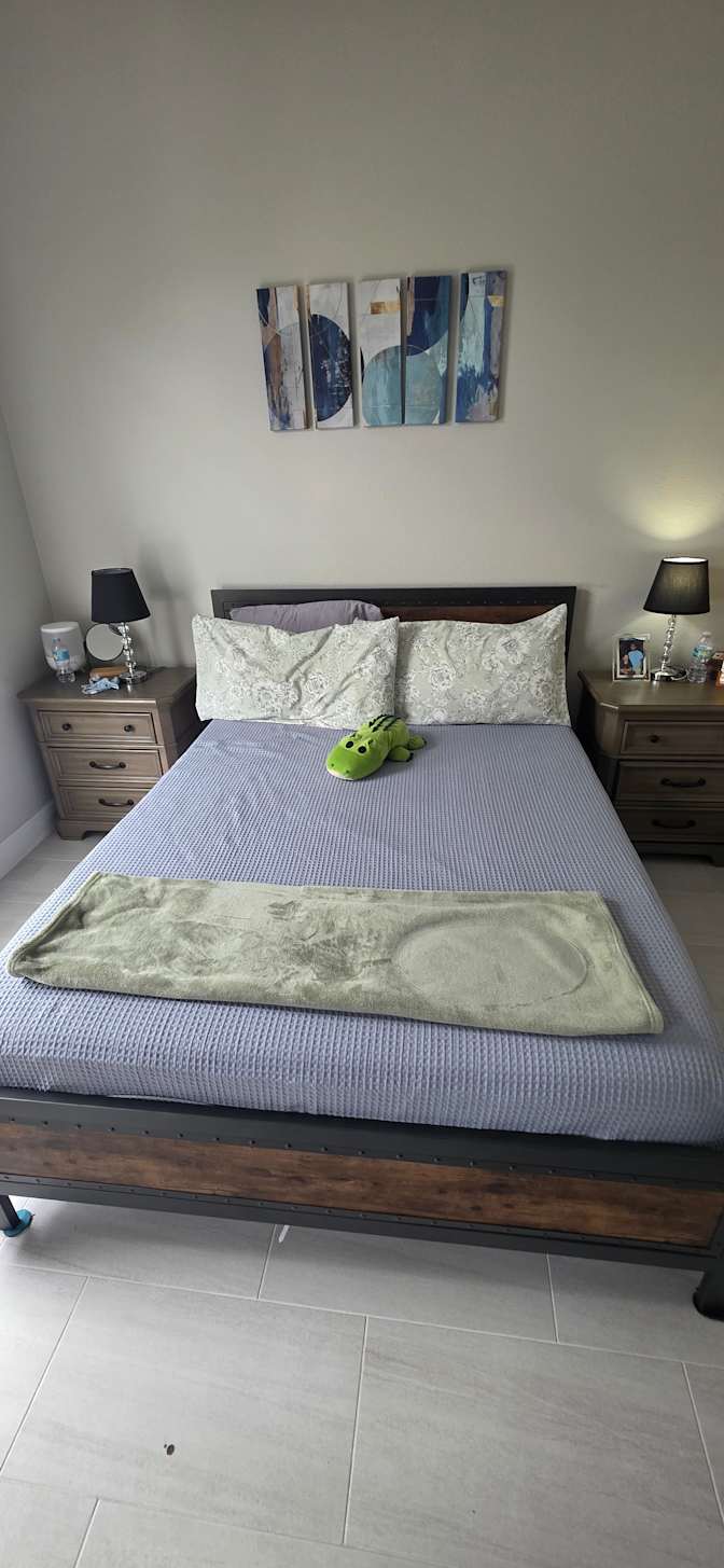 Michael Bustos's room