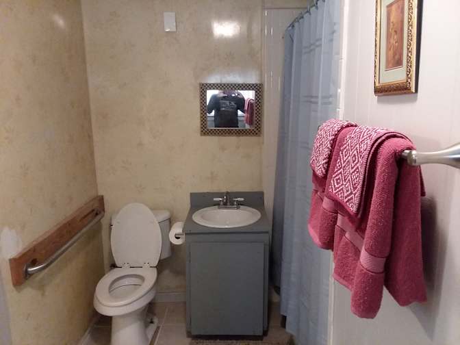 Detres's room