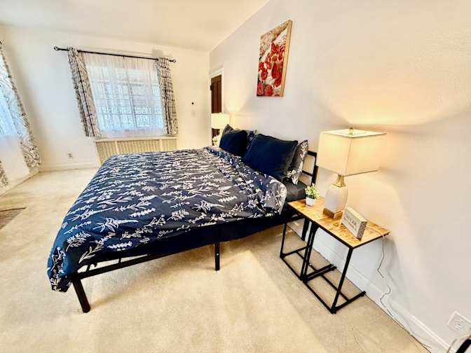 Cincy Furnished Stays's room