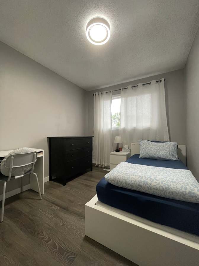 Yasmin's room