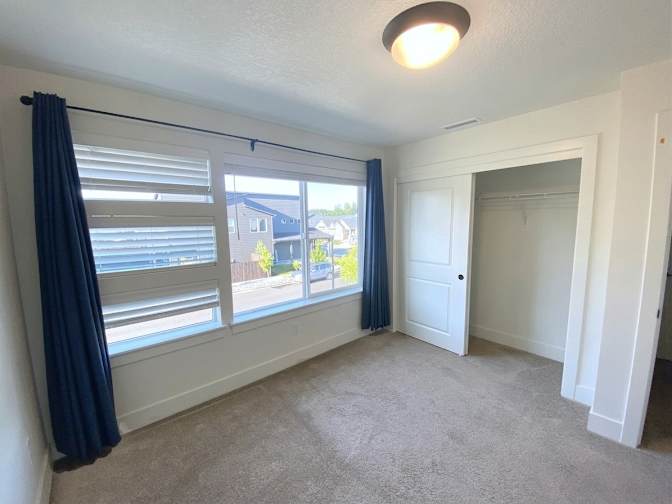 Garrette's room