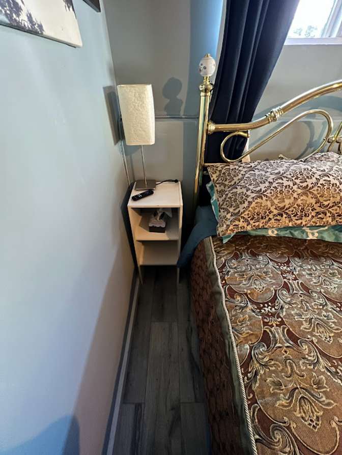 Anita's room