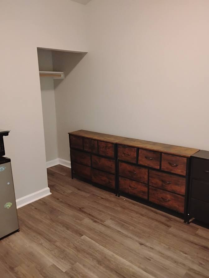 Nini Rainey's room