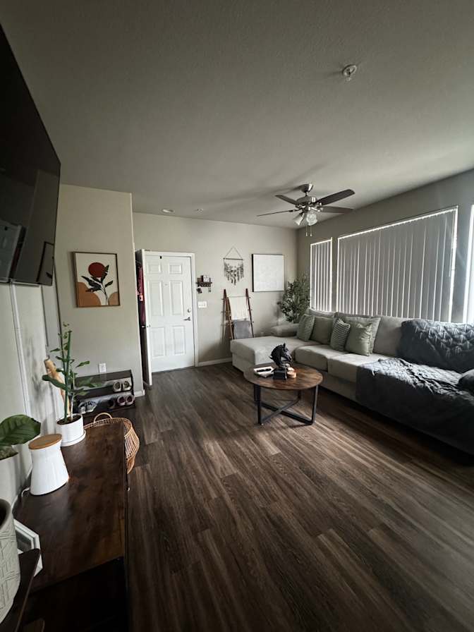 Kim's room