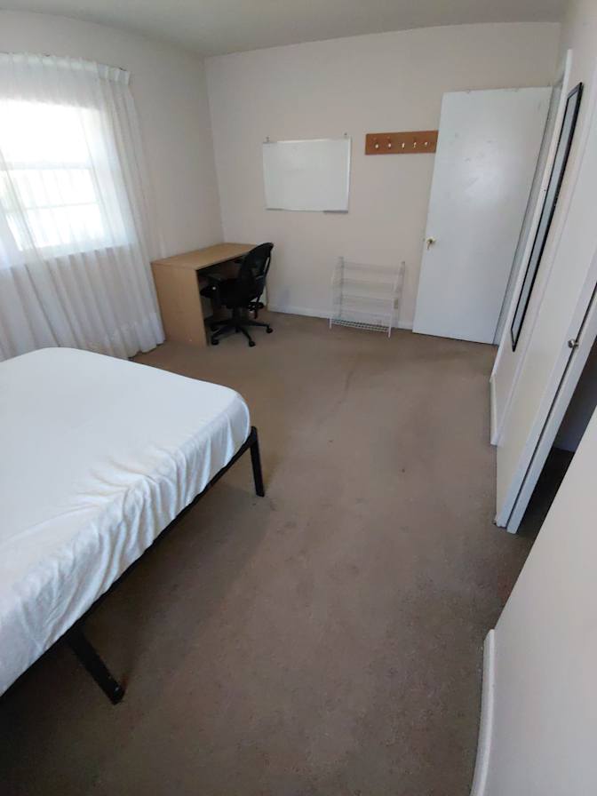 Daniel romero's room