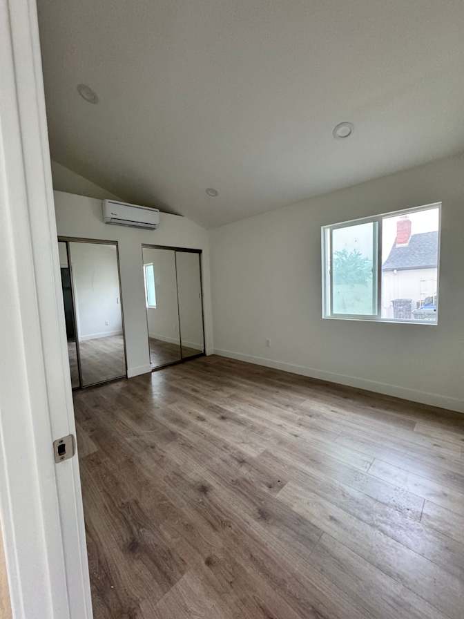 SEAN's room