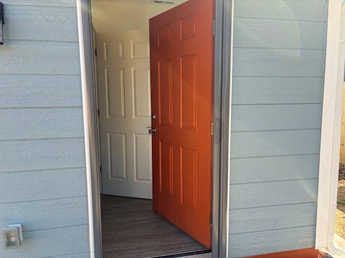 Alcove Rooms's room