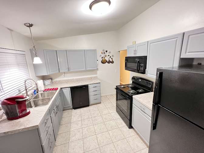 Cincy Furnished Stays's room