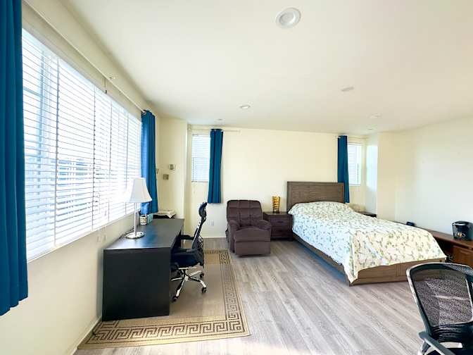 Anita's room