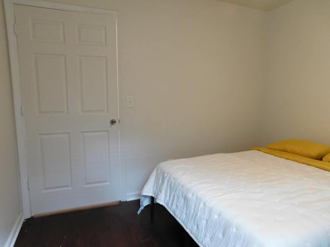 Carolina Realty Link's room