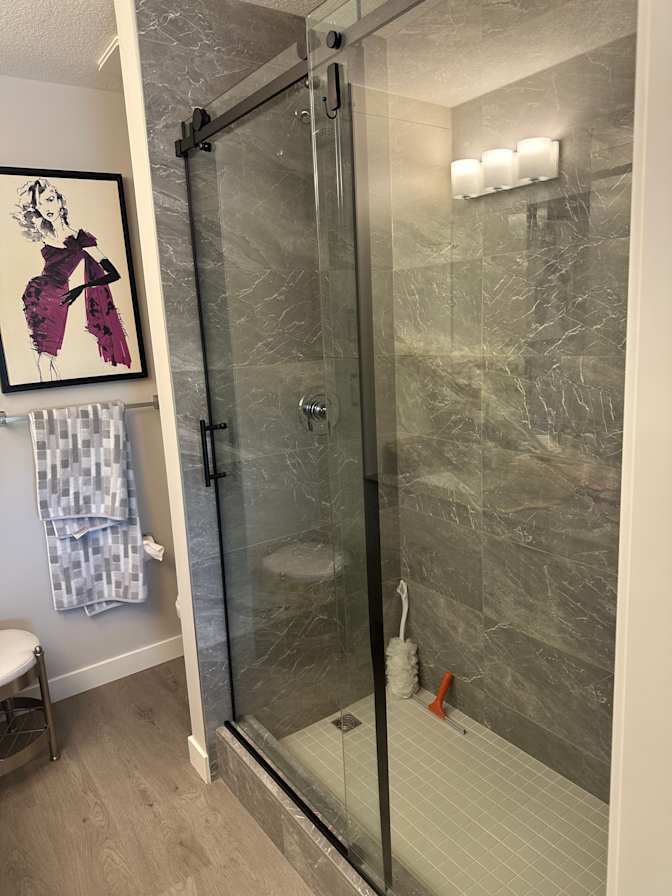 JOANNA WADELIK's room