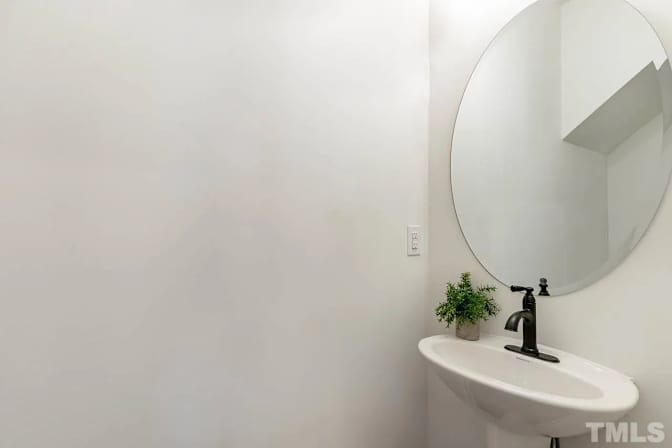 Alcove Rooms's room