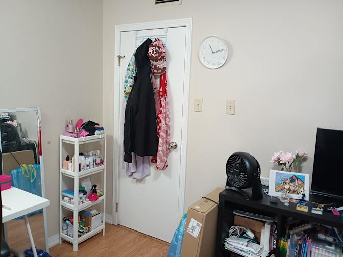Debora's room