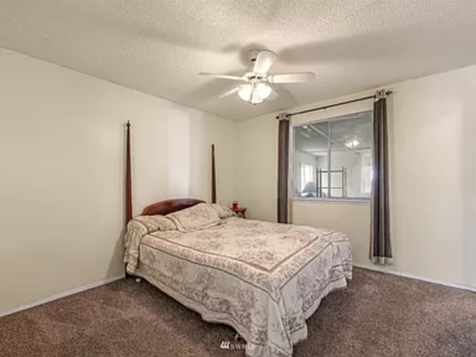 Gracenda Lakey's room