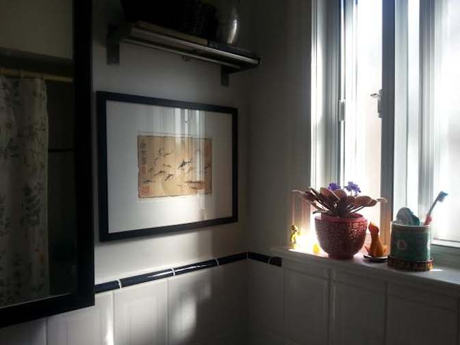 Mirna's room