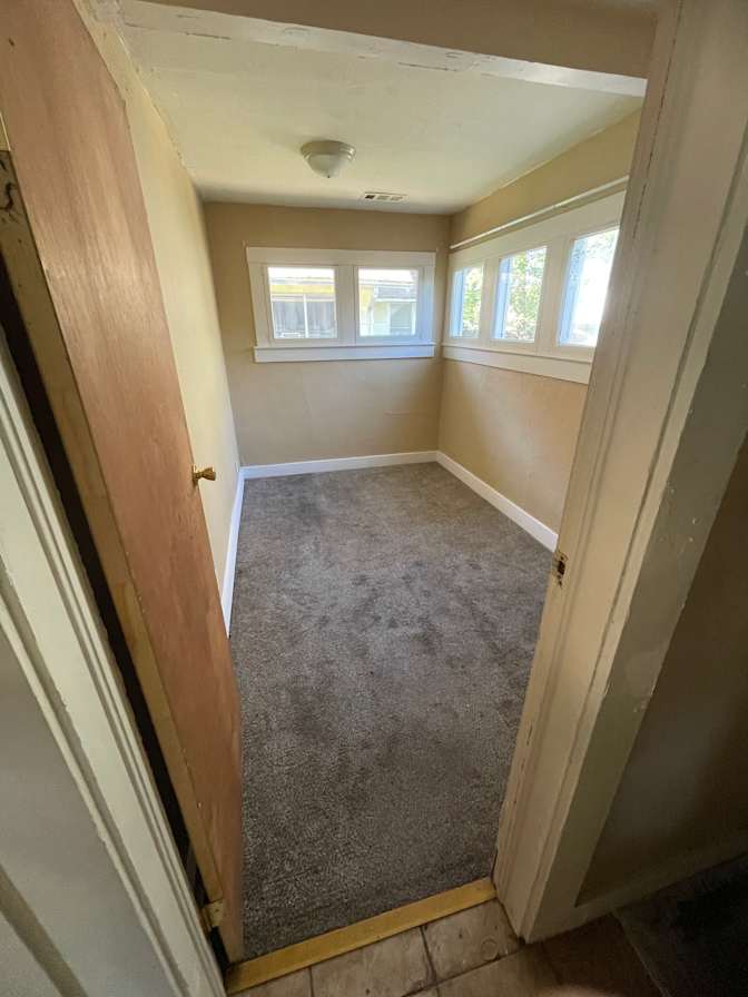 Max's room