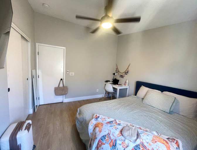 Jenise's room