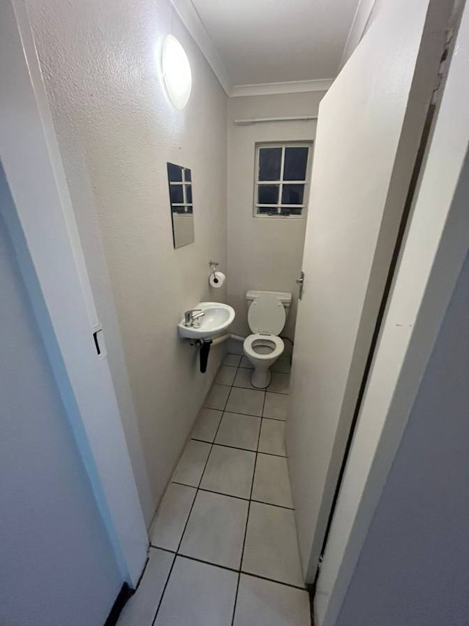 Lusani's room