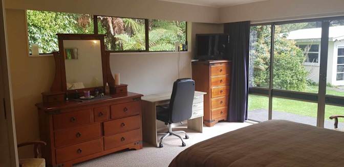 Jeff Lummis's room