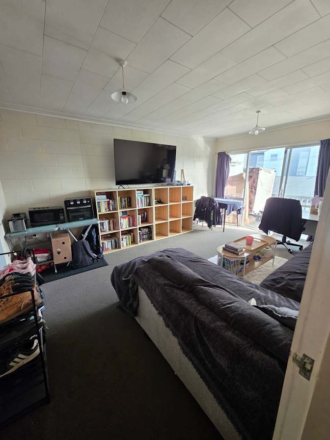 Hine's room