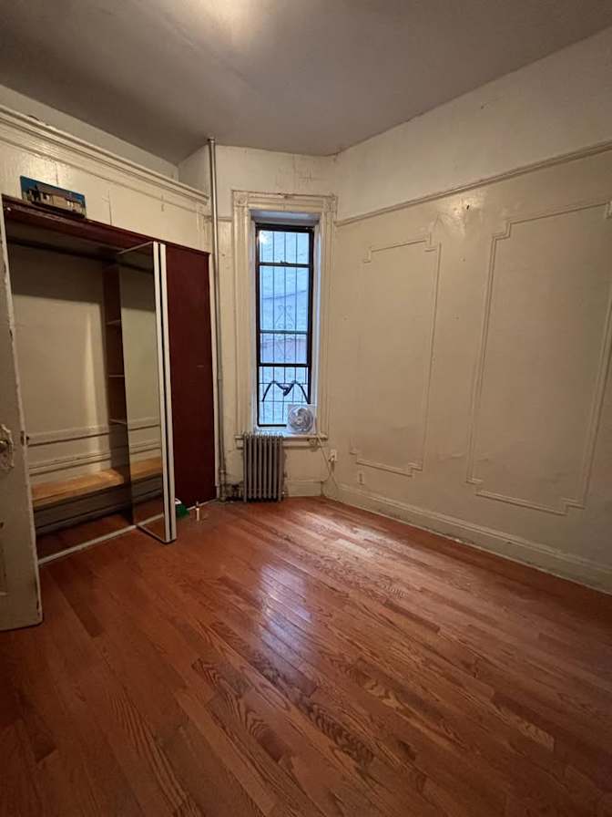 Kaitlyn's room