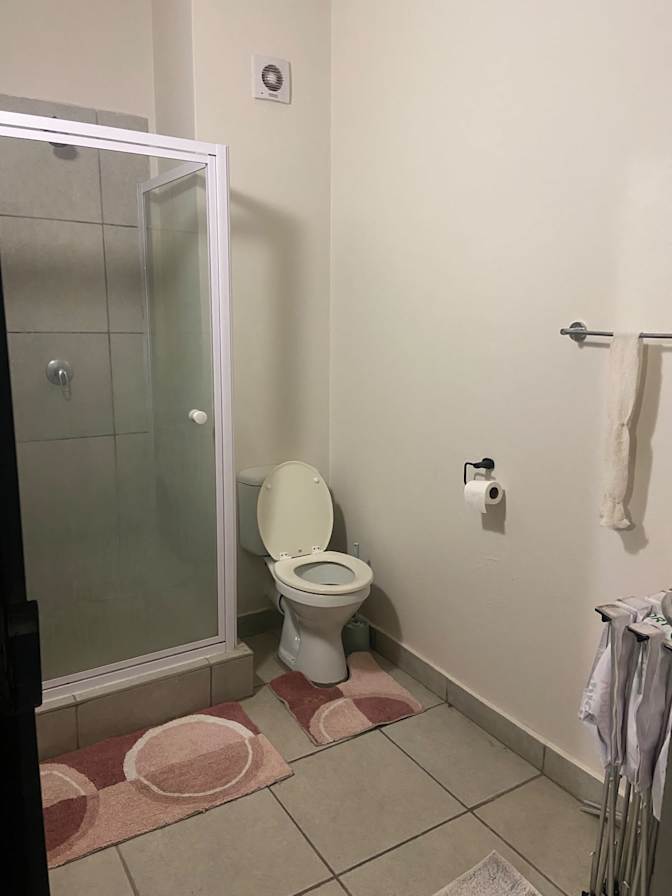 LEO's room