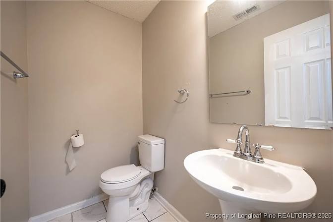 Alcove Rooms's room