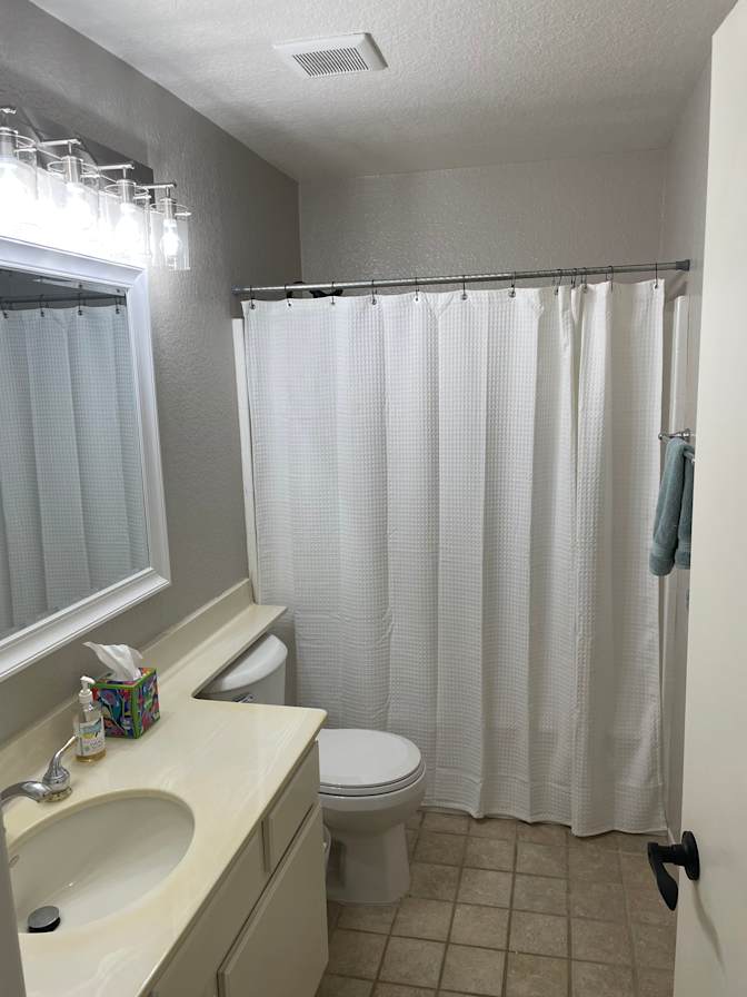 Ali's room