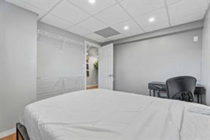 Danica Samara's room