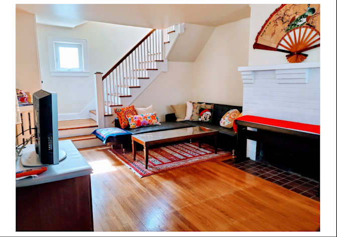 Lynn's room