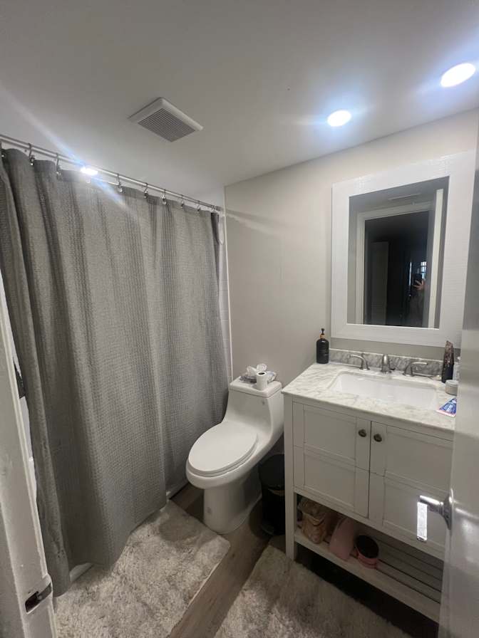 Jaclyn's room