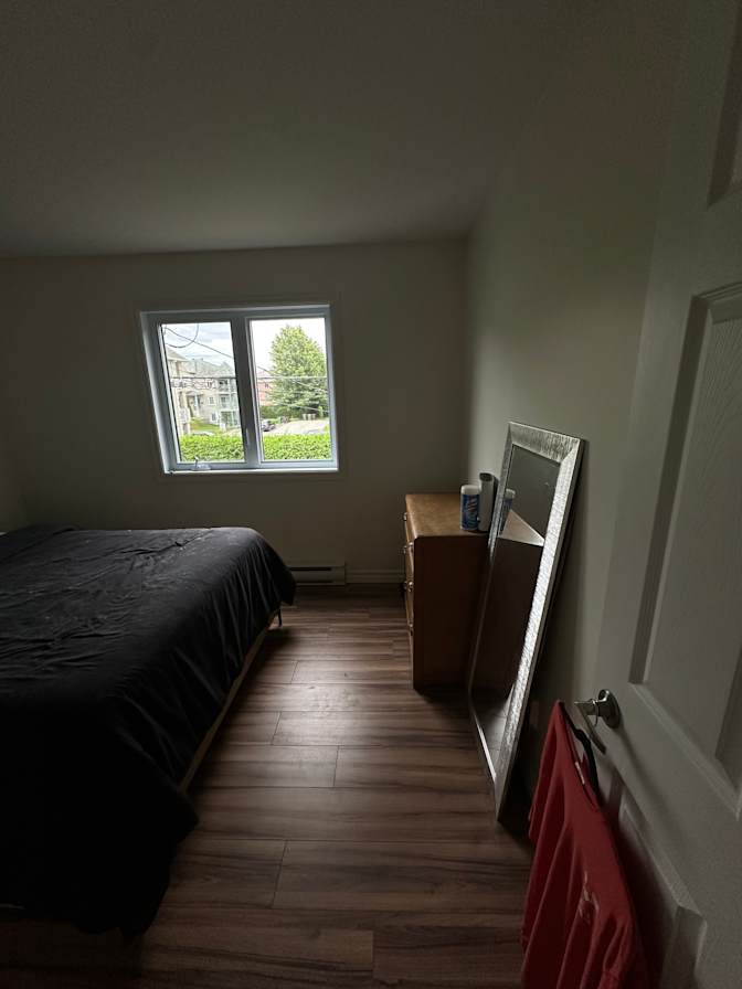 Karolane's room